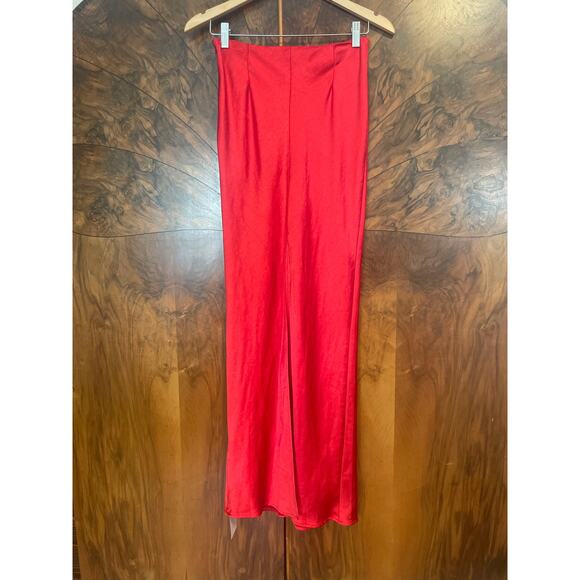 SUPERDOWN Calla Satin Maxi Skirt HOLIDAY CHRISTMAS PARTY NWT Red Size XS Long - Picture 8 of 8